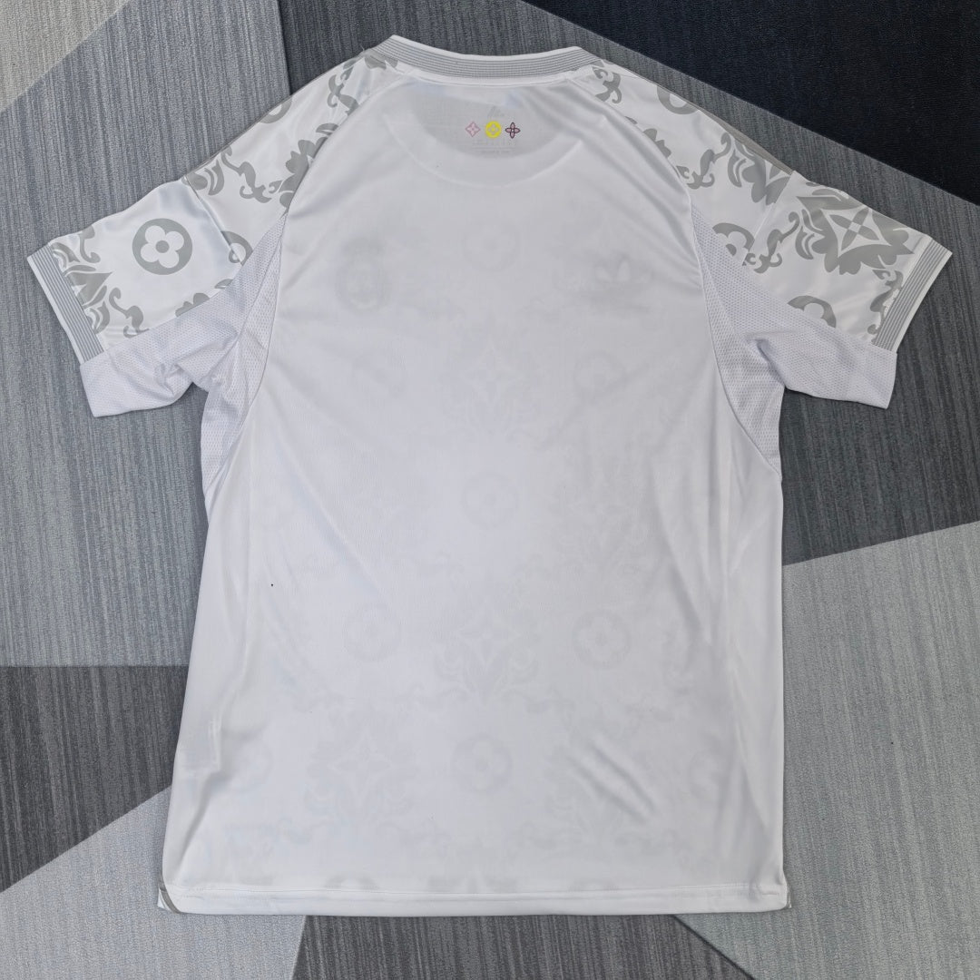 Maillot Real Madrid LV - 25/26 Spécial