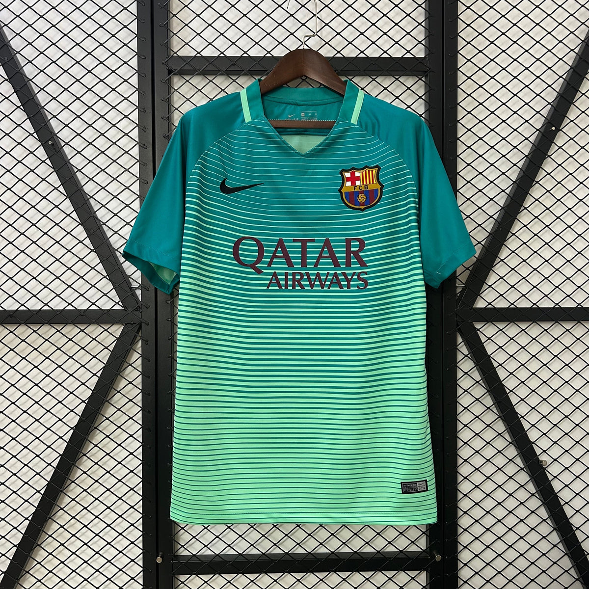 Maillot Barcelone Rétro - 16/17 Third